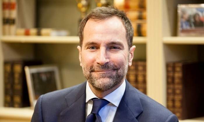 jamescostos.jpg