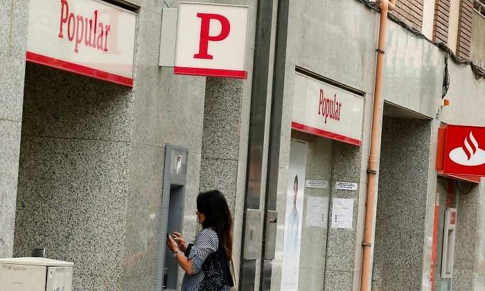 Popular-Santander-cajero-Reuters.jpg