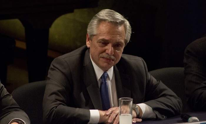 alberto-fernandez-presidente-argentina-sentado-europa-press-770x420.jpg