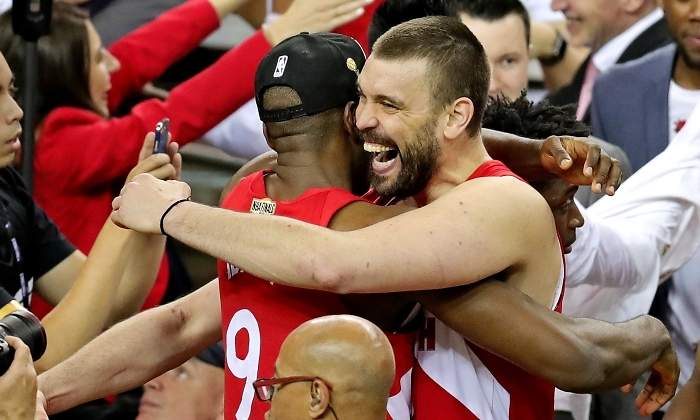 marc-gasol-ibaka-abrazo-titulo-reuters.jpg