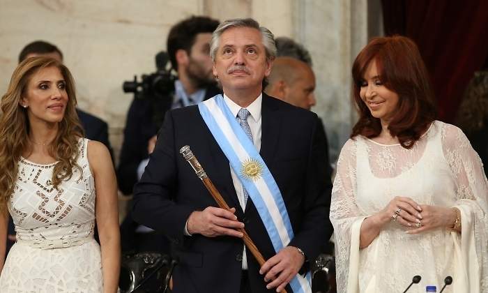 alberto-fernandez-jura-reuters.jpg