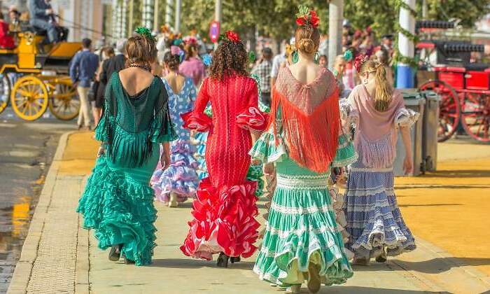 770x420-feria-de-abril-fuera-de-sevilla-2019.jpg