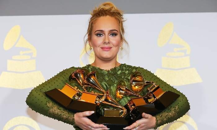 adele-grammy-2017-reuters.jpg