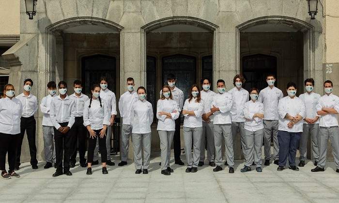 Alumnos-becados-por-FMSM_MOM-Culinary-Institute.jpg