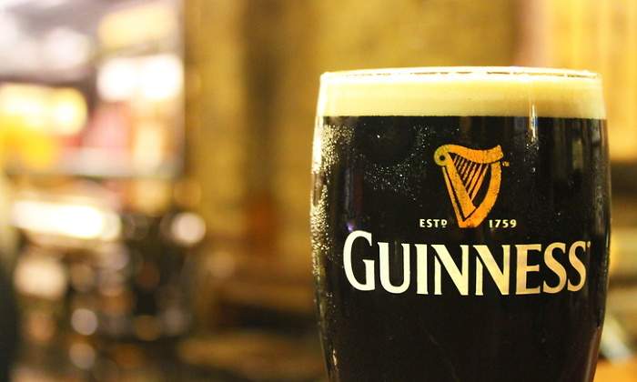 770-420-cerveza-guinness-pub-dreamstime.jpg