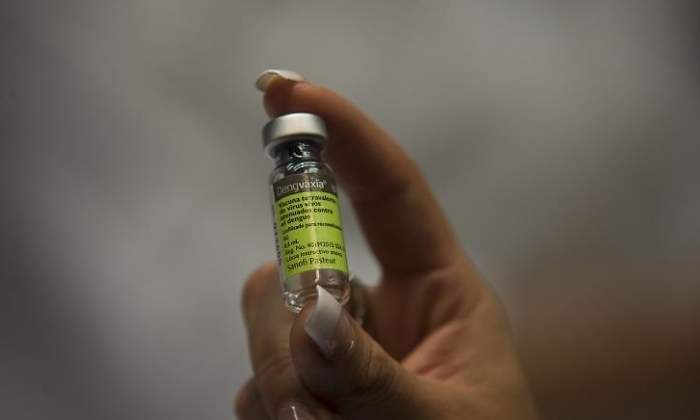 vacuna-dengue-efe.jpg