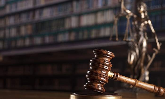 Simbolo-Justicia-y-mazo-770-x-420-Istock.jpg