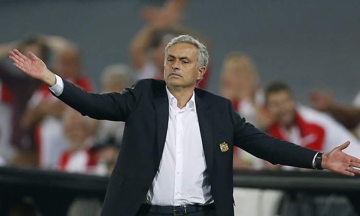 Mourinho-abre-brazos-2016-reuters.jpg