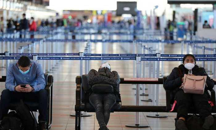 aeropuerto-pudahuel-pasajeros-foto-reuters.png