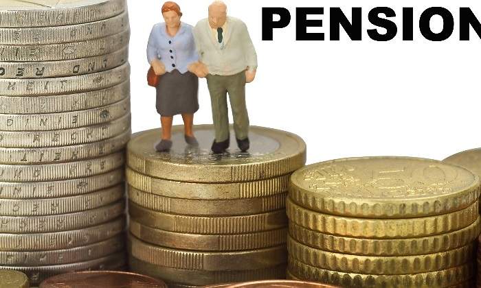 abuelos-pension-monedas-dreamstime.jpg