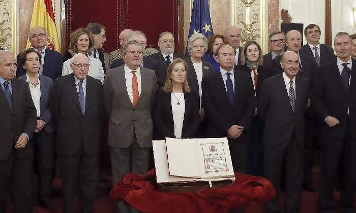acto-constitucion-770-EFE.jpg