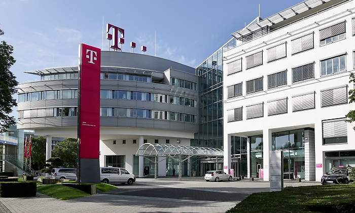 deutsche-telekom-hq-bonn-770x420.jpg