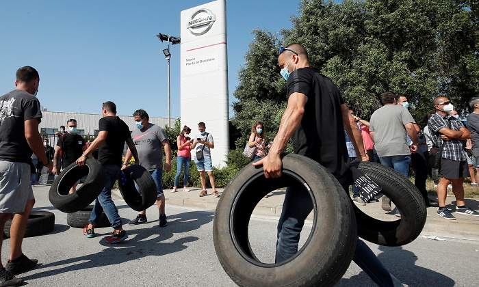 trabajadores-nissan-zona-franca.jpg