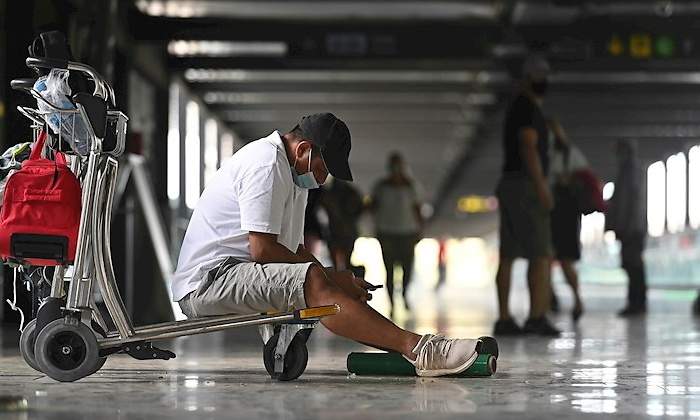 turista-covid-carrito-viaje-aeropuerto-efe.jpg