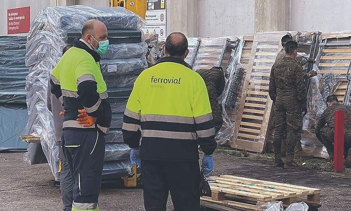 Trabajadores-de-Ferrovial-en-el-hospital-de-Ifema.jpg