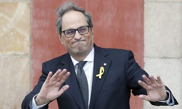 torra-investido-saluda-efe.jpg