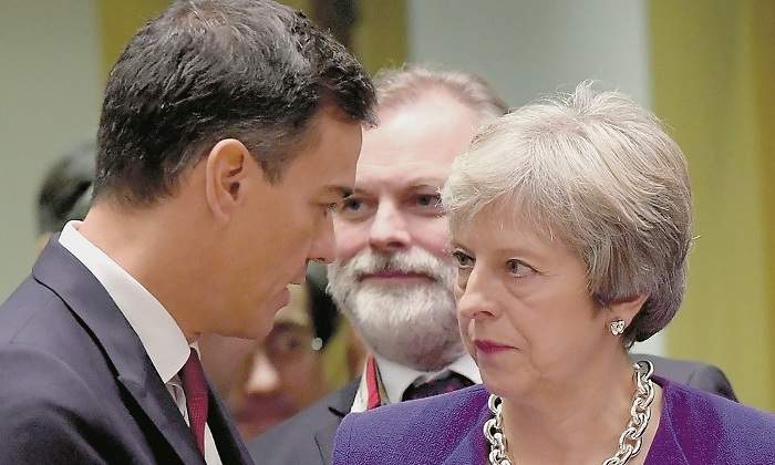 pedro-sanchez-theresa-may-reuters-770x420.jpg