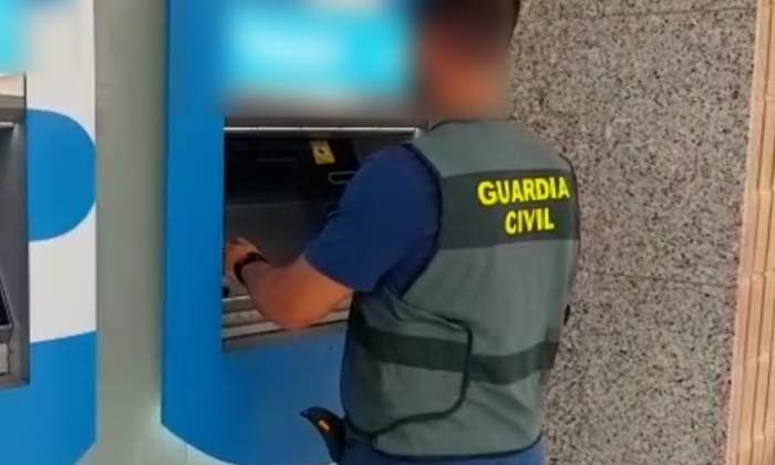 guardia-civil-cajero-ep.jpg