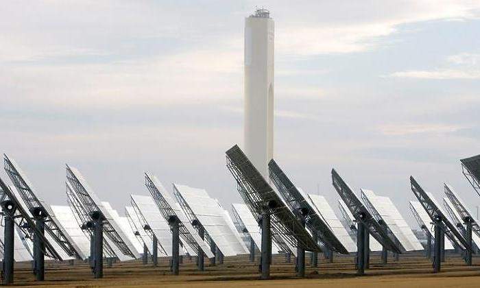 abengoa-paneles-efe-770.jpg