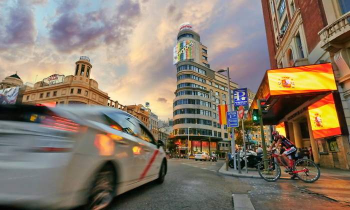 espana-ahorro-vacuna.jpg