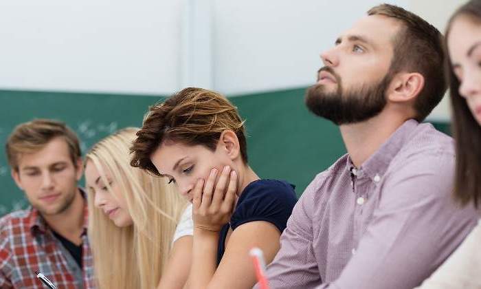 estudiantes-examen.jpg