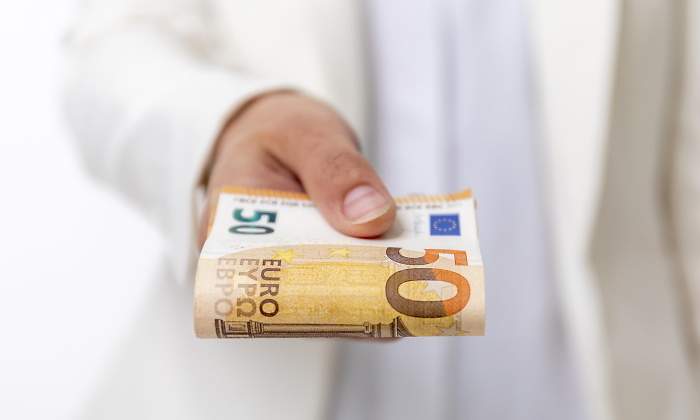 50-euros-getty.jpg