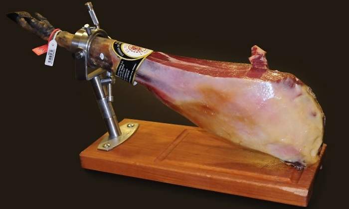 jamon-iberico-pixabay.jpg