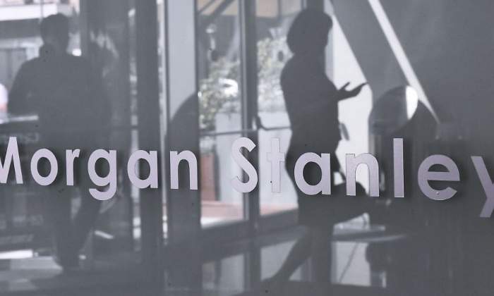morgan-stanley-letrero-reflejo-personas-getty-770x420.jpg