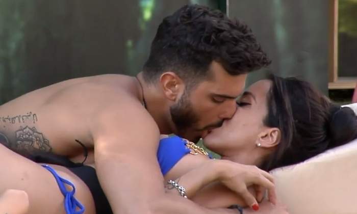 suso-aurah-beso.jpg