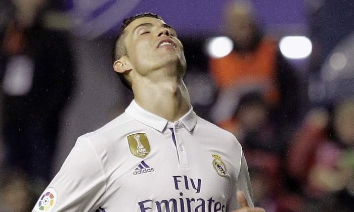 Cristiano-Ronaldo-lamento-Osasuna-2017-efe.jpg