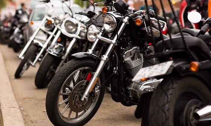 motos-dreamstime.jpg