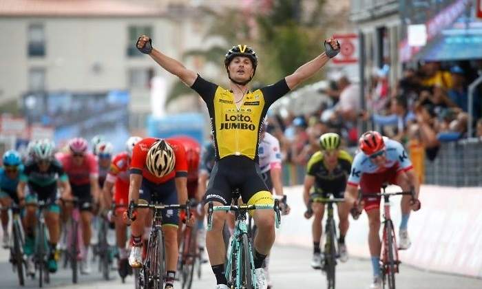 battaglin-gana-etapa5-giro-afp.jpg
