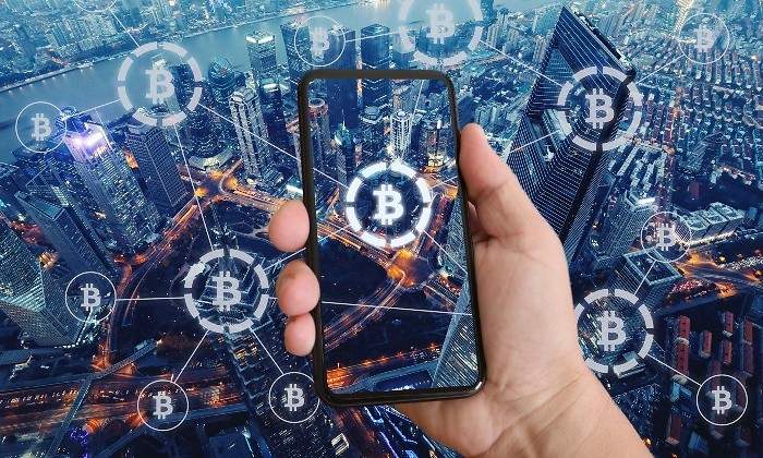 bitcoin-movil-iphone.jpg