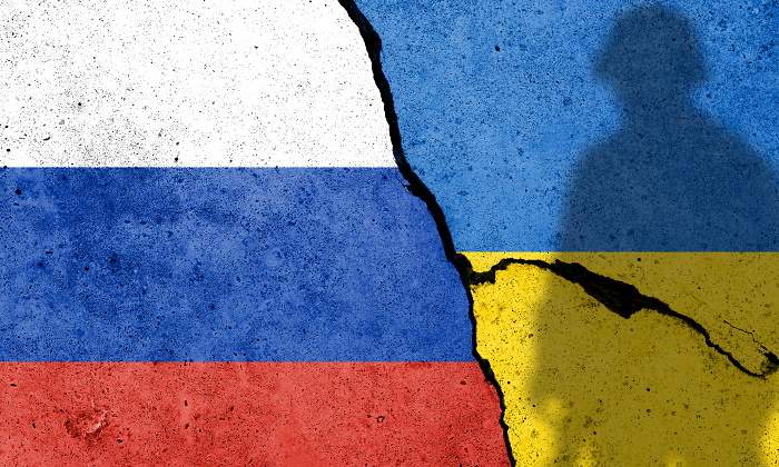 rusia-invasion-ucrania-banderas-istock.jpg