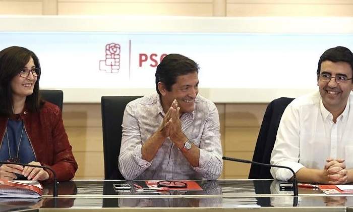 javier-fernandez-gestora-psoe-10oct-efe.jpg