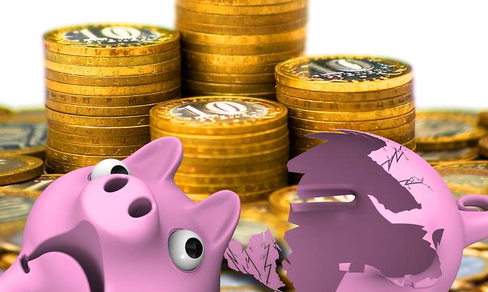 hucha-rota-dinero-dreamstime.jpg