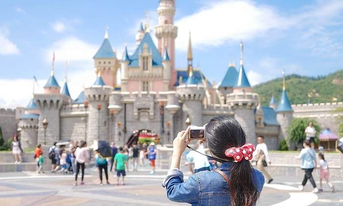 Castillo-Disney-iStock.jpg
