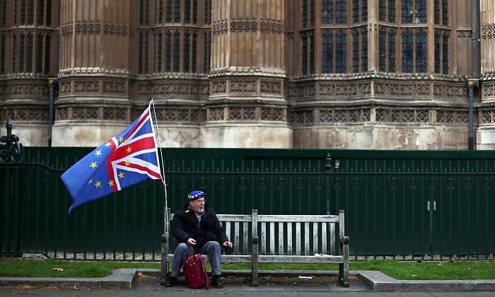 brexit-parlamento-bandera-europea-reuters-770x420.jpg