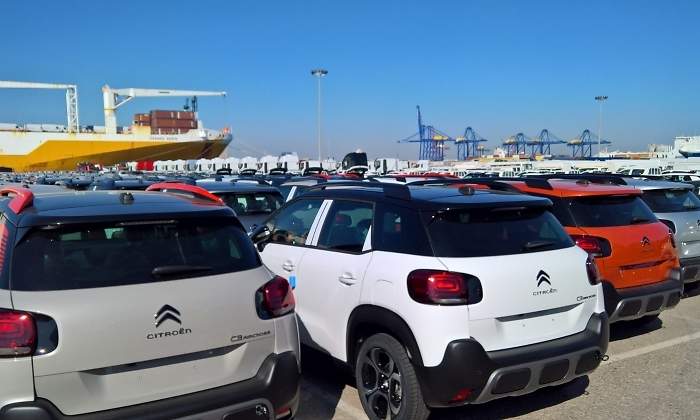puerto-valencia-coches.02.jpg
