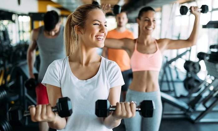 gimnasio-ejercicio-pesas-chicas-felicidad-770-dreamstime.jpg