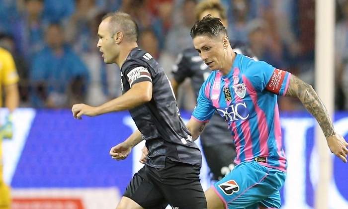 iniesta-torres-despedida-reuters.jpg