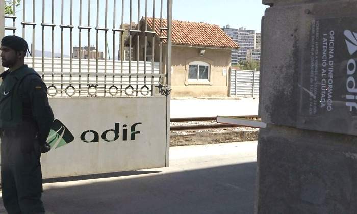 adif-puerta.jpg