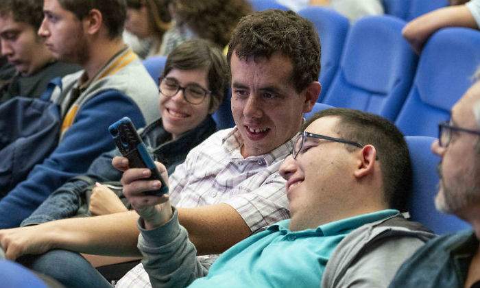 Foto-Alumnosdefini.jpg