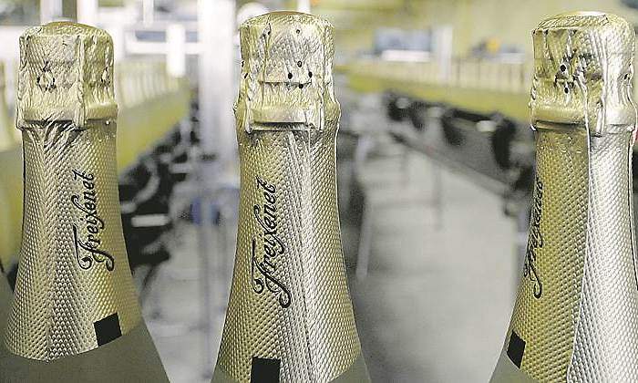 freixenet-fabrica-botellas-770.jpg