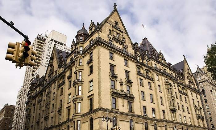 Edificio-Dakota-en-Nueva-York-2017-iStock.jpg