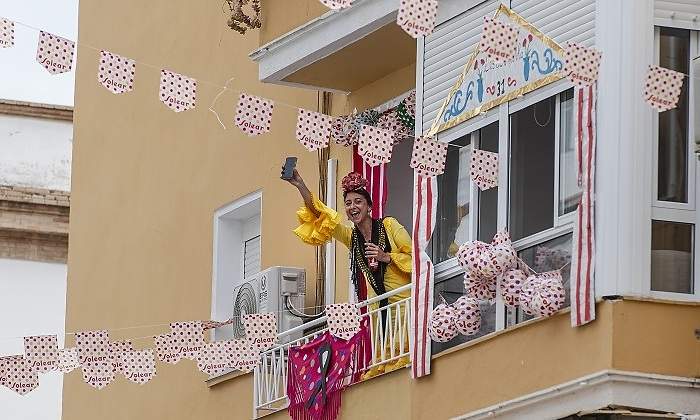 andalucia-feria-abril-balcon-2020-getty.jpg