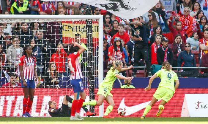 barcelona-femenino-celebra-metropolitano-europapress.jpg