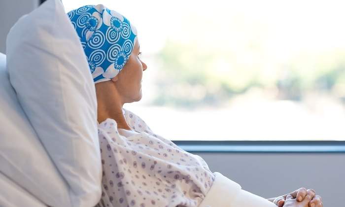 cancer-enferma-ventana-hospital-dreamstime.jpg