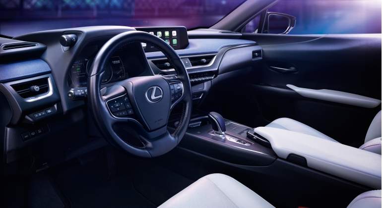 Interior Lexus UX 300E.