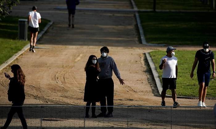 coronavirus-madrid-paseo-gente-reuters.jpg